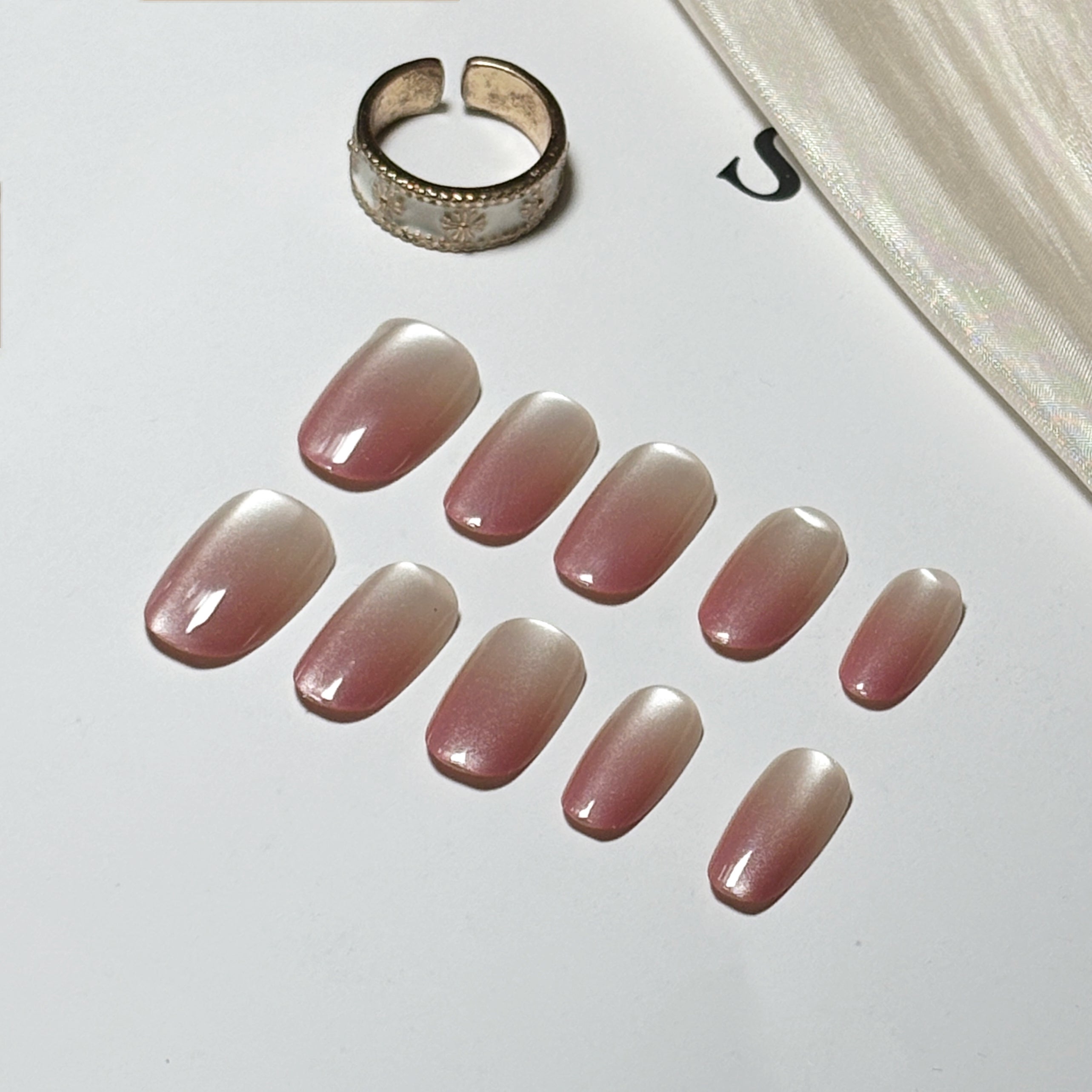 FASNAILS J15 - Kit de 24 Uñas Postizas Reutilizables de Premium ABS con Gradiente Rosa Clean Girl y Efecto Transparente Natural, Manicura Instantánea en Minutos, Tallas Variadas para un Ajuste Perfecto