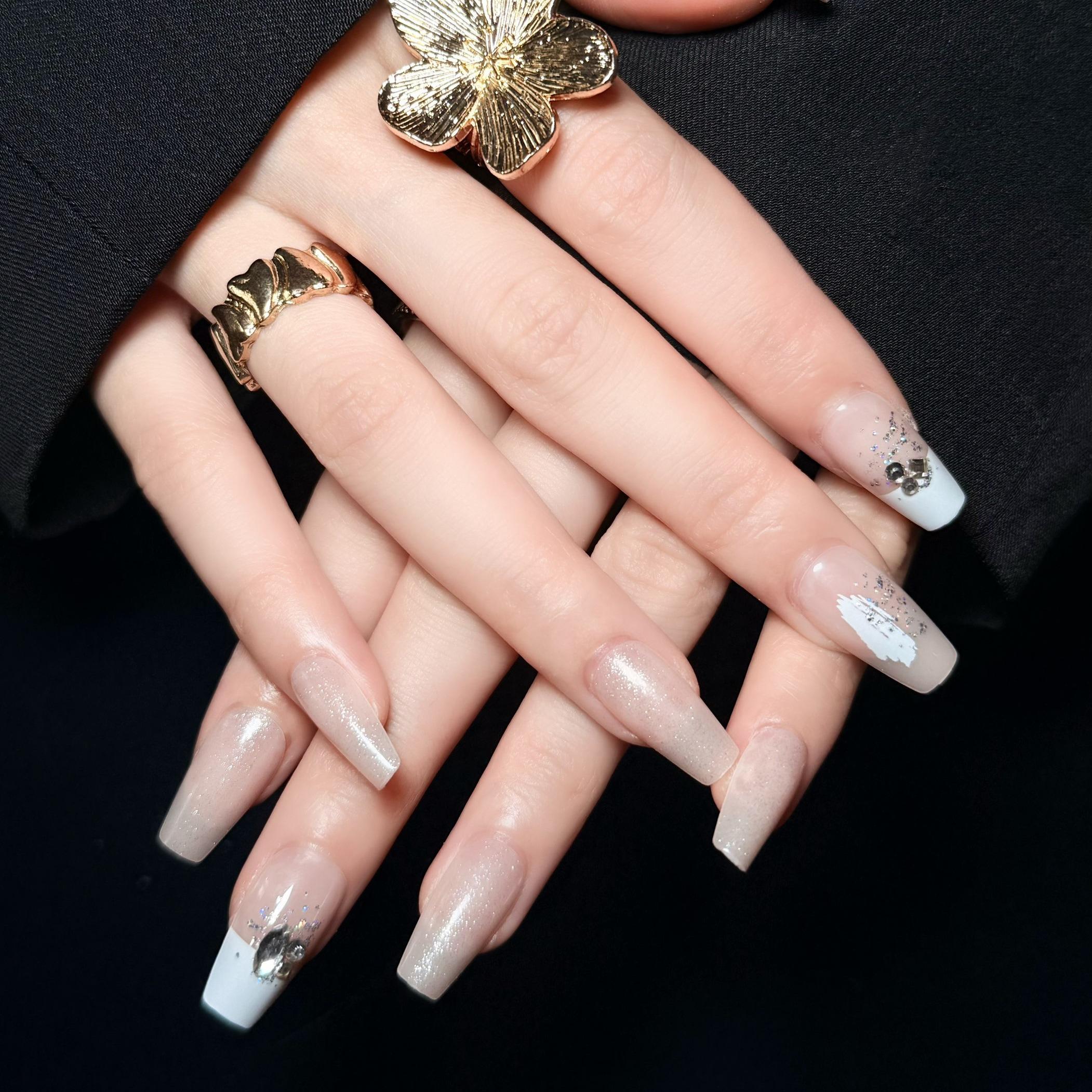 Uñas Press-On Artesanales Brillo Gélido | Elegante Diseño Ballerina Nude | Set de 24 Piezas con Gelatina Premium | Reutilizables de ABS de Lujo
