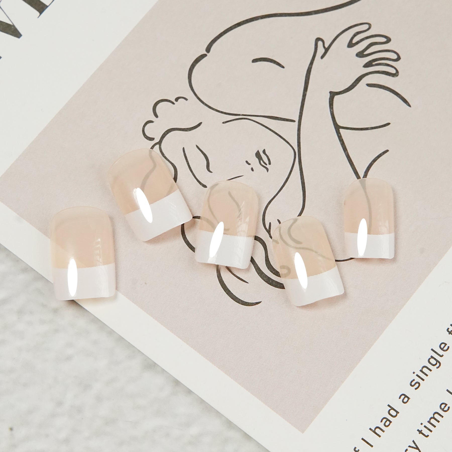 Uñas Press-On Artesanales Francesas Modernas | Combo de 4 Estilos de Lujo | Set de 24 Piezas con Pegamento de Gelatina | Reutilizables de ABS Elegantes
