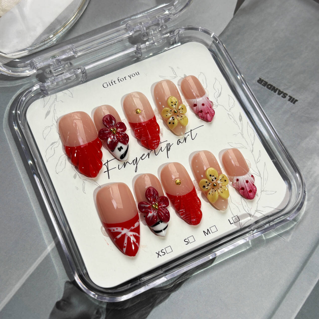 FASNAILS F34 Uñas Postizas Press On Artesanales con Flores 3D y Relieve Uñas Almendradas Stiletto Diseños de Flores Rojas y Amarillas Acabado de Lujo Elegantes Uñas Falsas Reutilizables de Gel Regalo para Mujeres Kit con Tabs adhesivos para uñas
