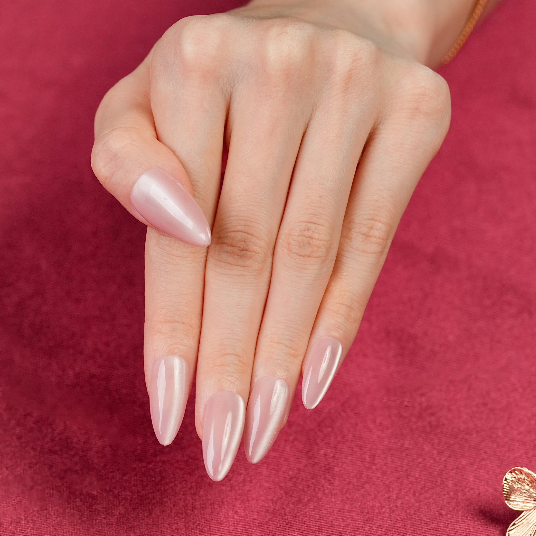 Fasnails Uñas Postizas Press On Glaseadas Uñas Almendradas Efecto Perlado Color Nude Rosado Brillo Espejo Elegantes Uñas Falsas Reutilizables de Gel Estilo Clean Girl para Mujeres y Niñas Uso Diario Kit de Manicura con Pegamento